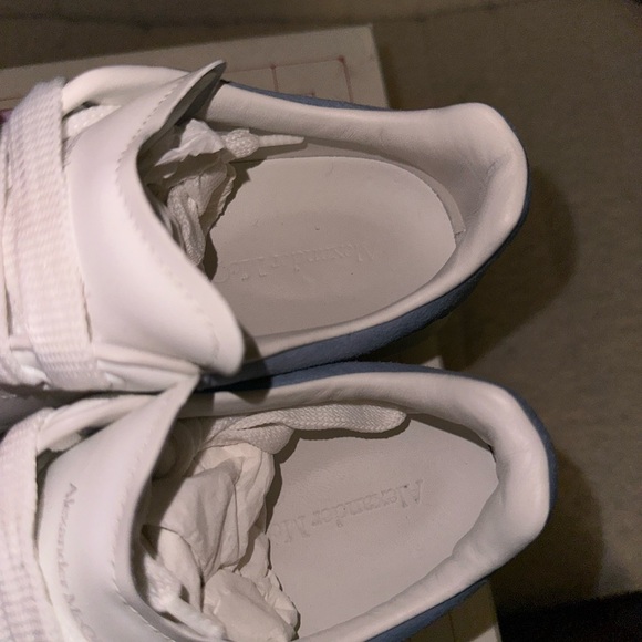 Alexander Mcqueens White dream Blue - Picture 5 of 6